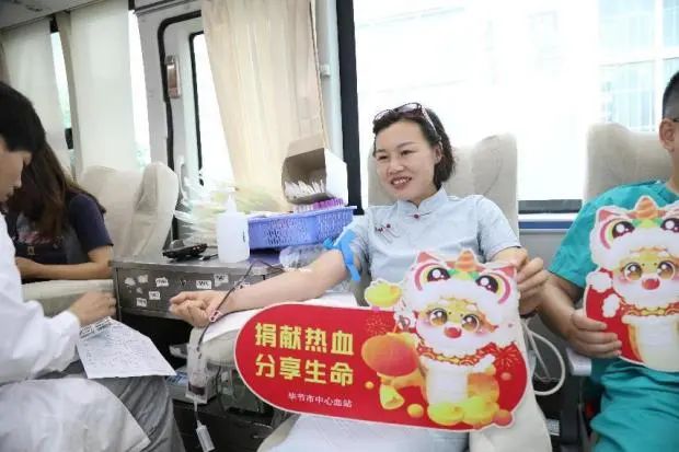  平远医声丨百人热血汇聚，传递生命希望——我院组织全院职工及患者家属积极参加无偿献血